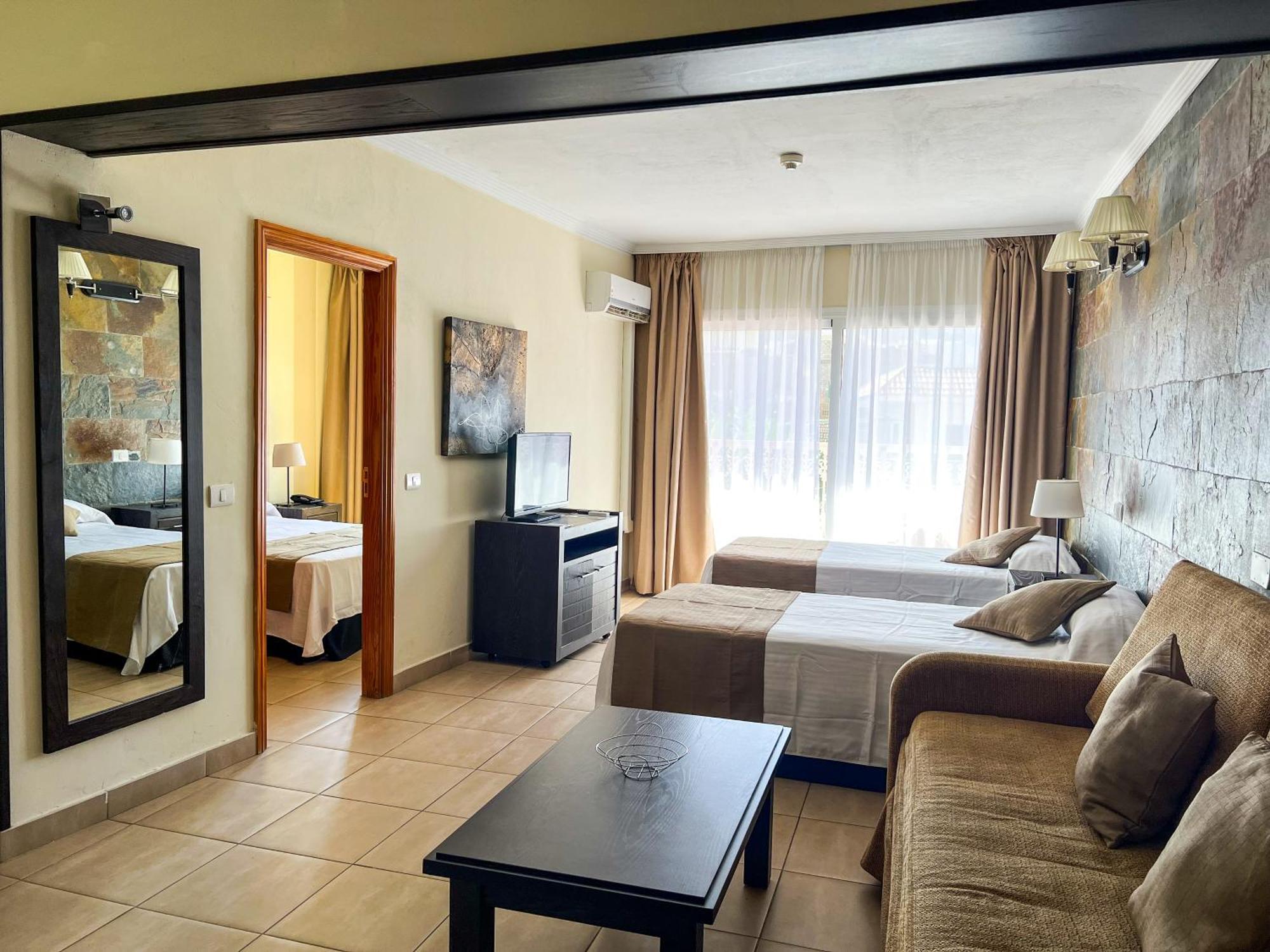 Hotel La Aldea Suites San Nicolás Buitenkant foto